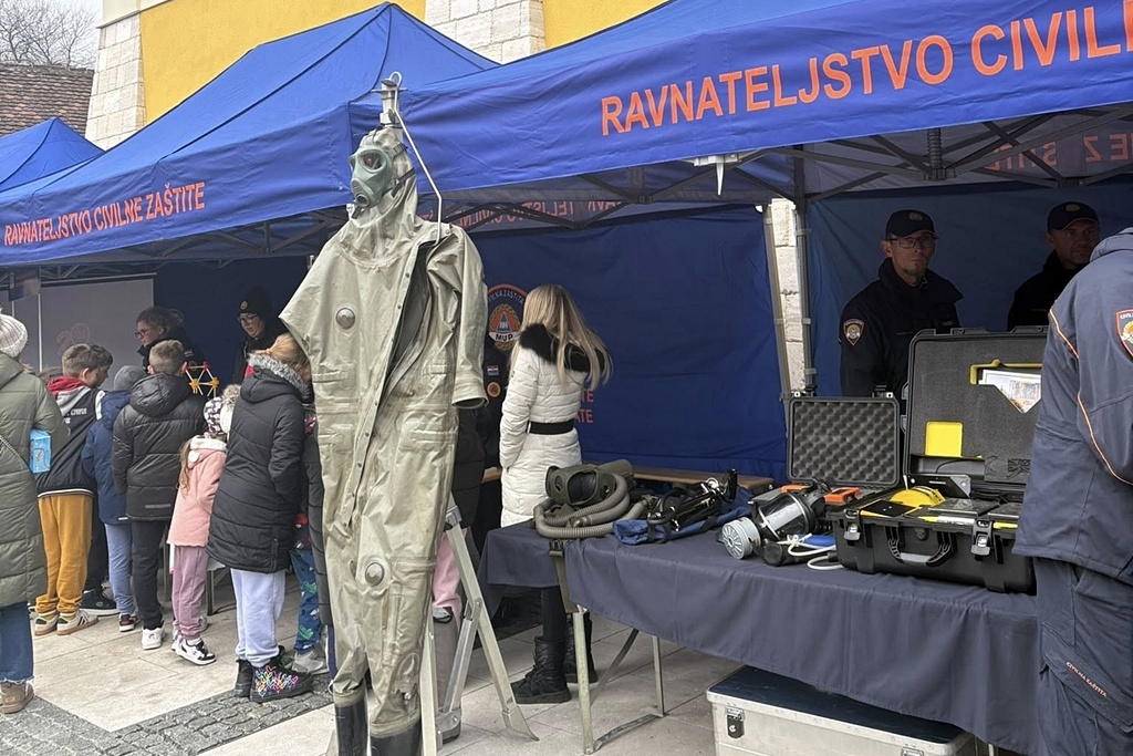 gvt-civilna zastita-predstavljanje (14)