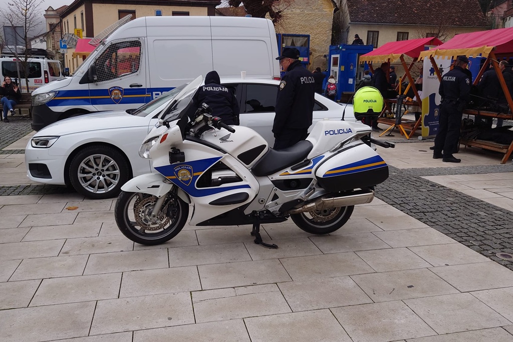 gvt-civilna zastita-predstavljanje (36)