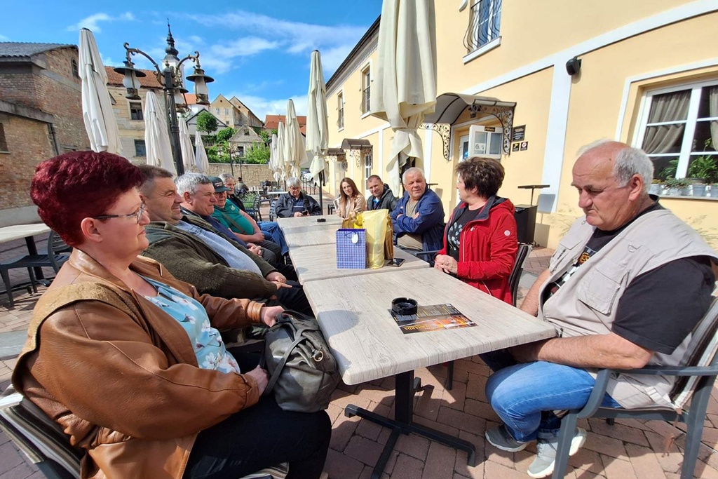 gvt – pcelari (4) gvt – pcelari (4)