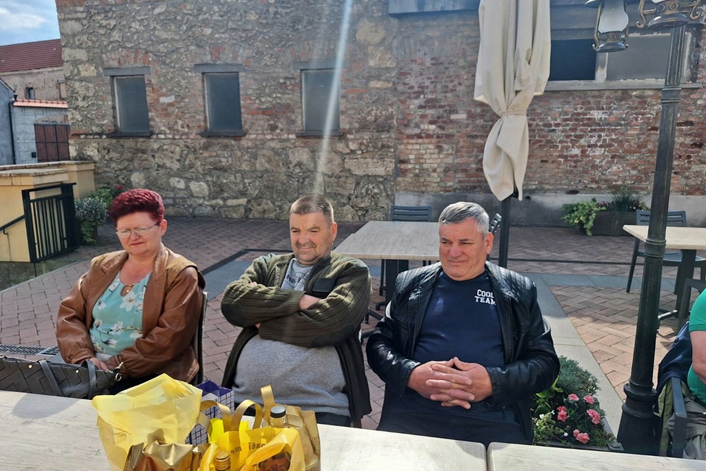 gvt – pcelari (8) gvt – pcelari (8)