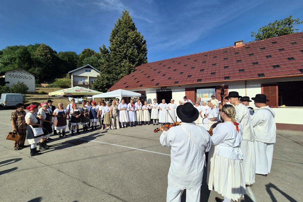 gvt rucna zetva razi (1)