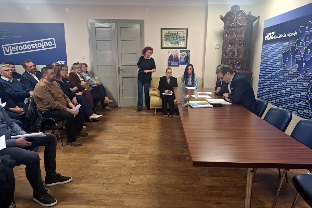 hdz akademska zajednica (16) hdz akademska zajednica (16)