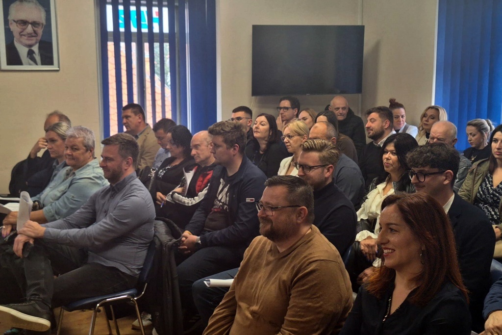 hdz akademska zajednica (2) hdz akademska zajednica (2)