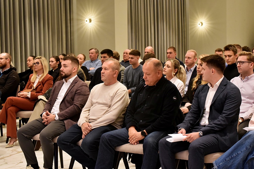 hdz mladez (15) hdz mladez (15)