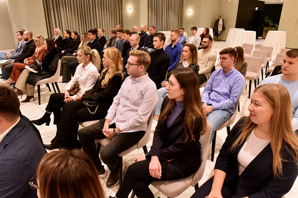 hdz mladez (19) hdz mladez (19)