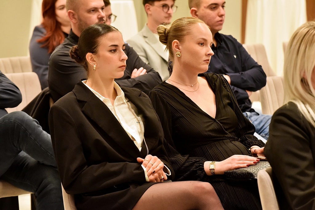 hdz mladez (2) hdz mladez (2)