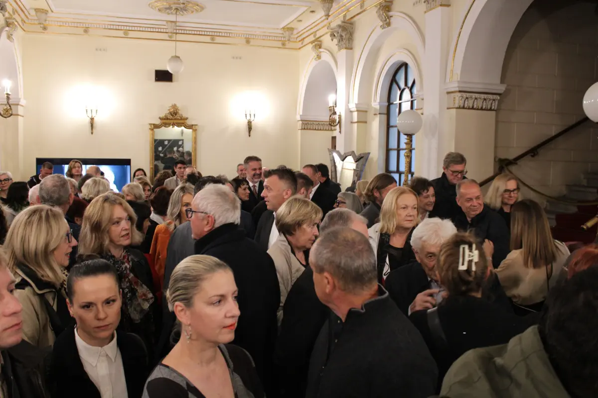 hnk premijera bljesak zlatnog zuba 09