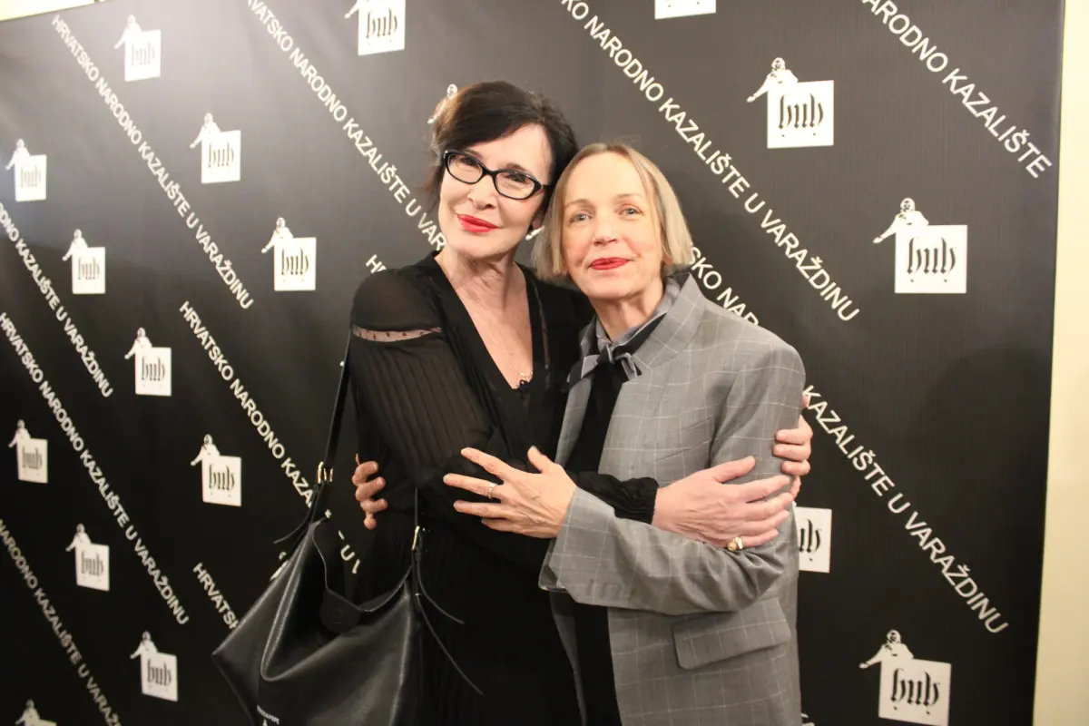 hnk premijera bljesak zlatnog zuba 11