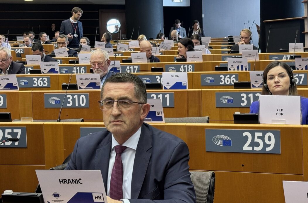 image0 (1) image0 (1)