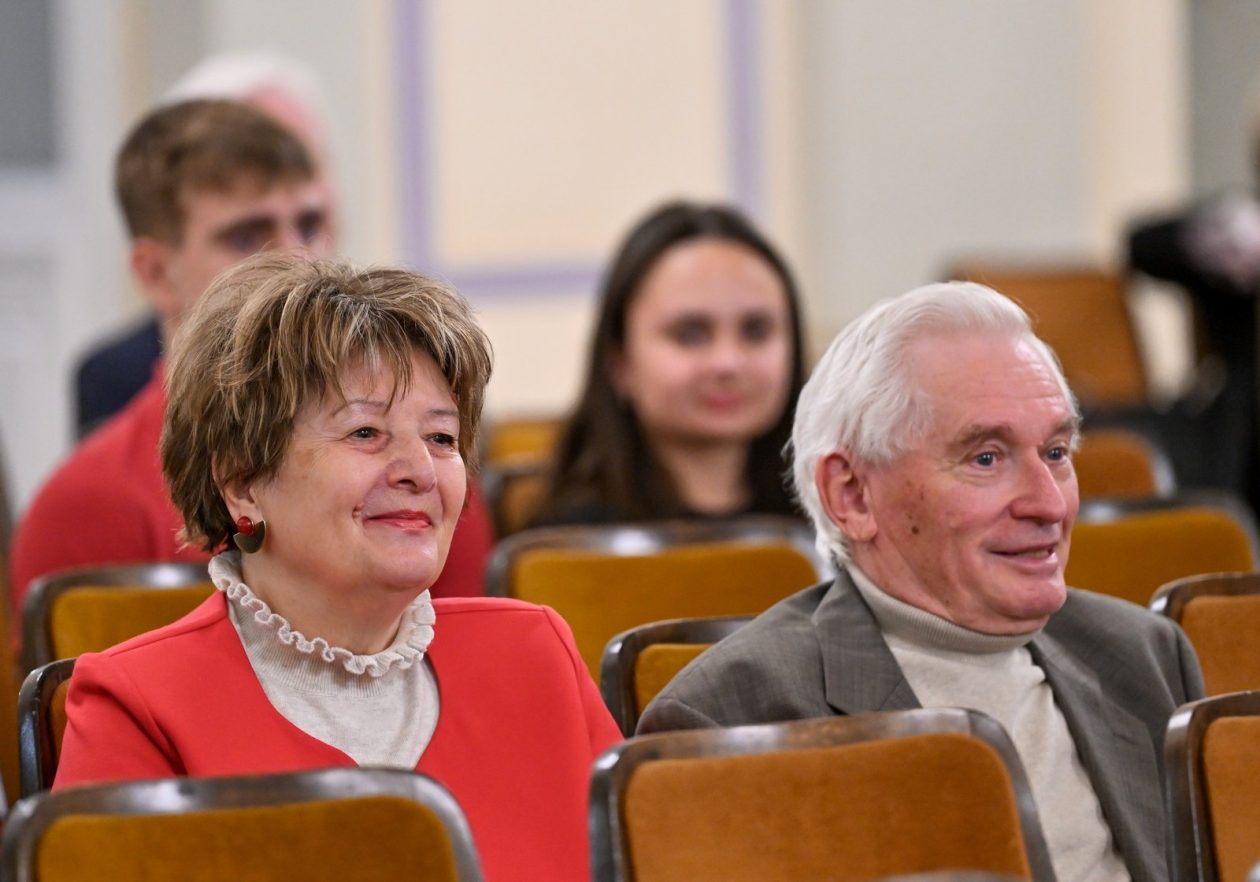 index (20) index (20)