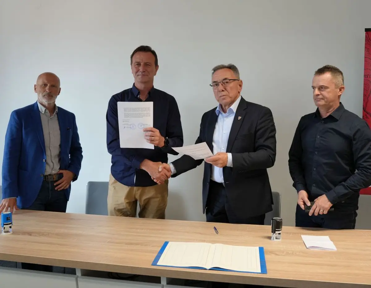 ivkom varkom zbodulja ister batinic bosilj – grad vz 01 ivkom varkom zbodulja ister batinic bosilj – grad vz 01