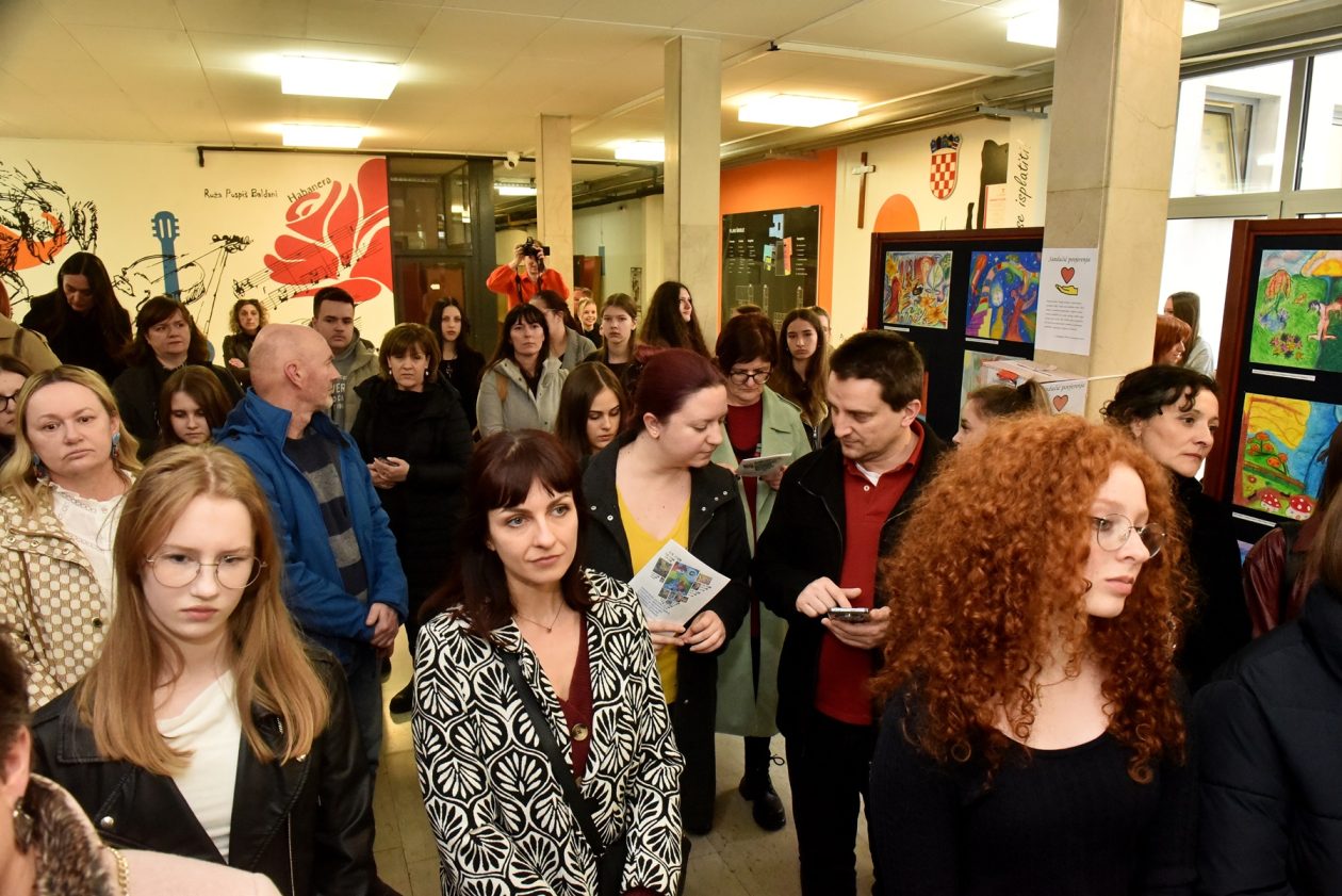 izlozba_otvorenje_lik_2026_srednja_strukovna_varazdin (12)