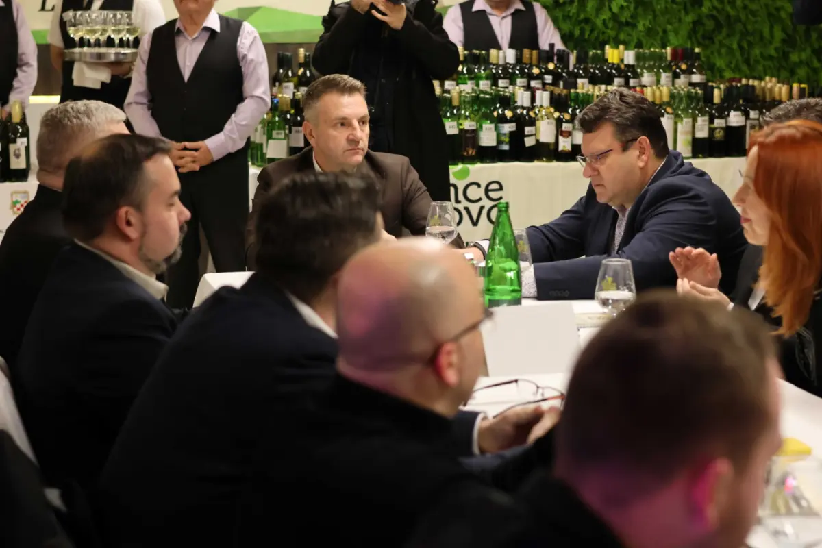 izlozba_vina_vincekovo_ludbreg_2026 (14) izlozba_vina_vincekovo_ludbreg_2026 (14)