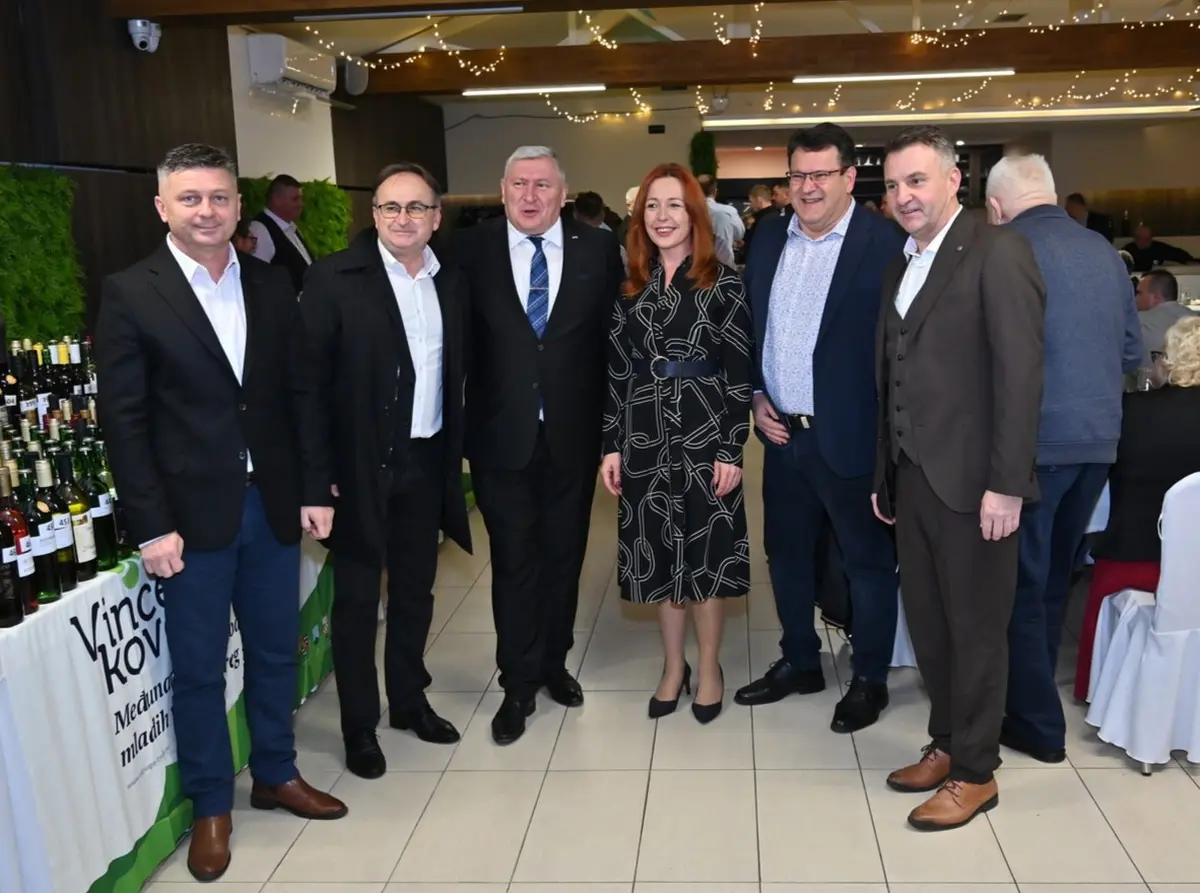 izlozba_vina_vincekovo_ludbreg_2026 (4) izlozba_vina_vincekovo_ludbreg_2026 (4)