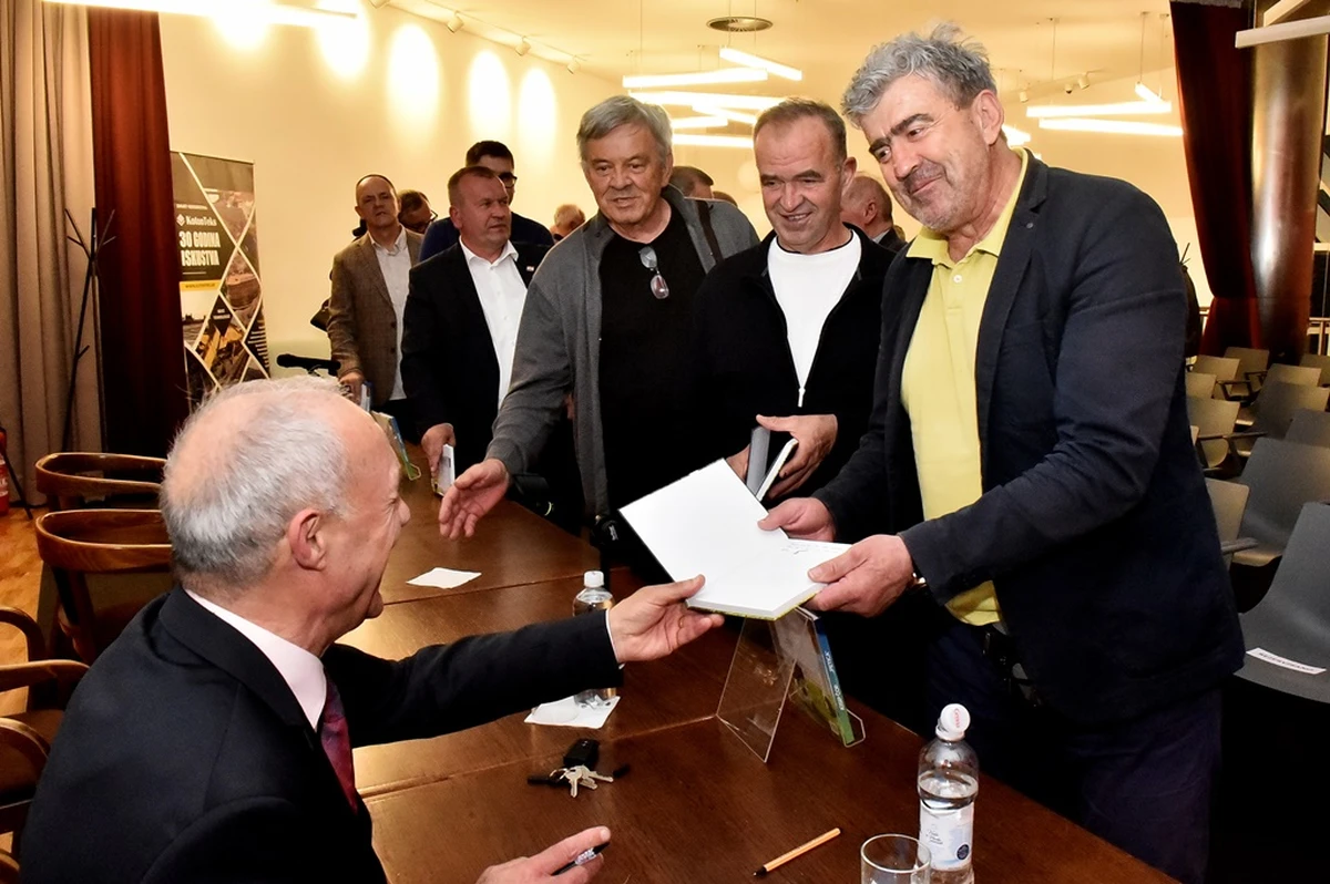 josip cop petica – foto vzhr 19 josip cop petica – foto vzhr 19