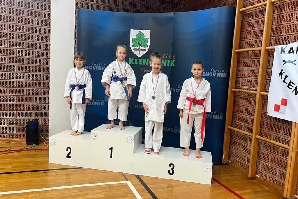 karate klub klenovnik-turnir (15) karate klub klenovnik-turnir (15)