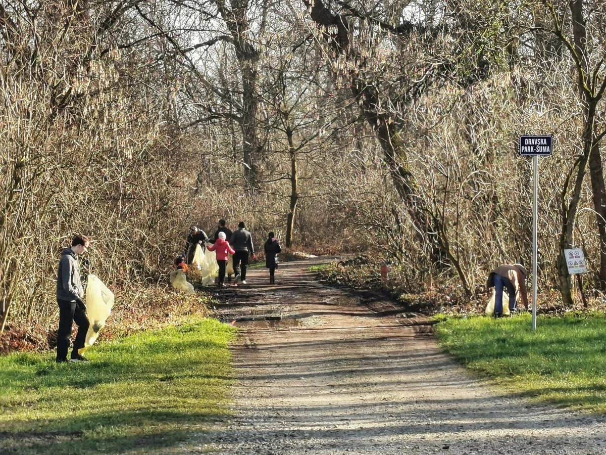 kavica dravica 02 kavica dravica 02