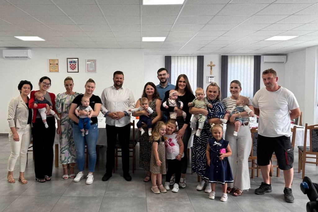 klenovnik bebe (2)