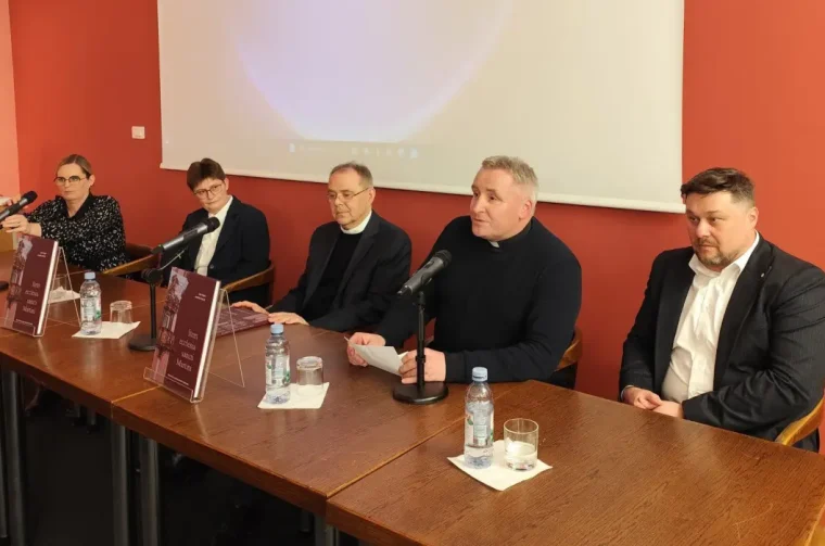 knjiga martijanec – gradska knjiznica 05 knjiga martijanec – gradska knjiznica 05