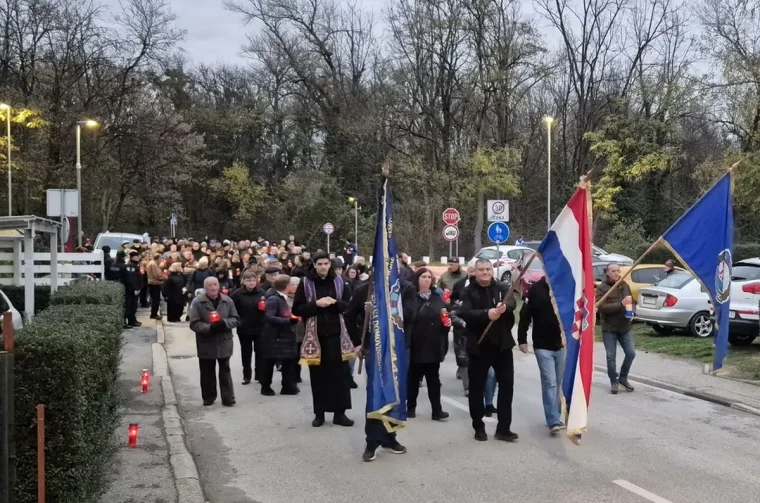 kolona sjecanja – grad vz 07