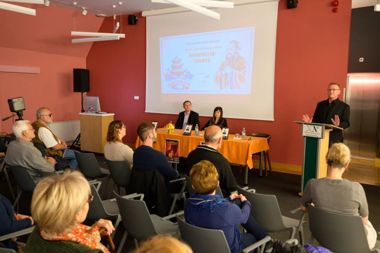 konfucije – nova akropola 10 konfucije – nova akropola 10