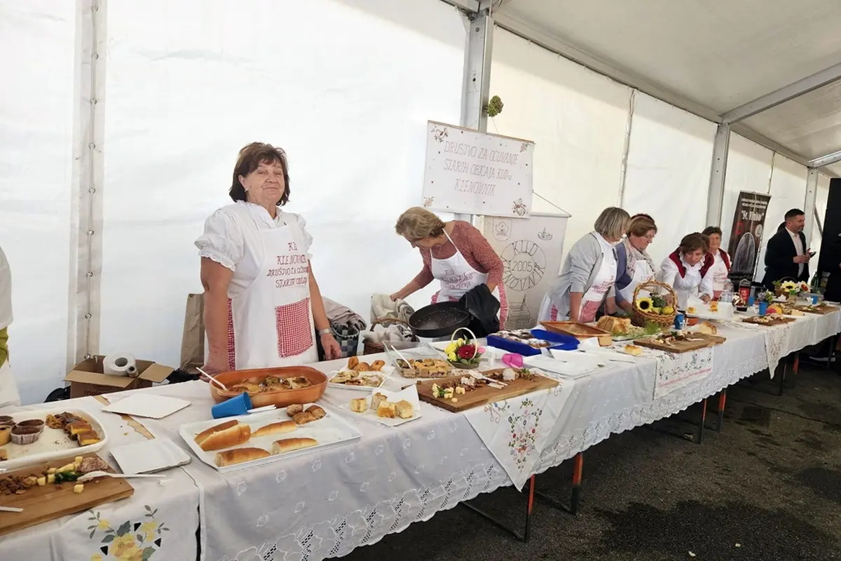 kud klenovnik (1) kud klenovnik (1)