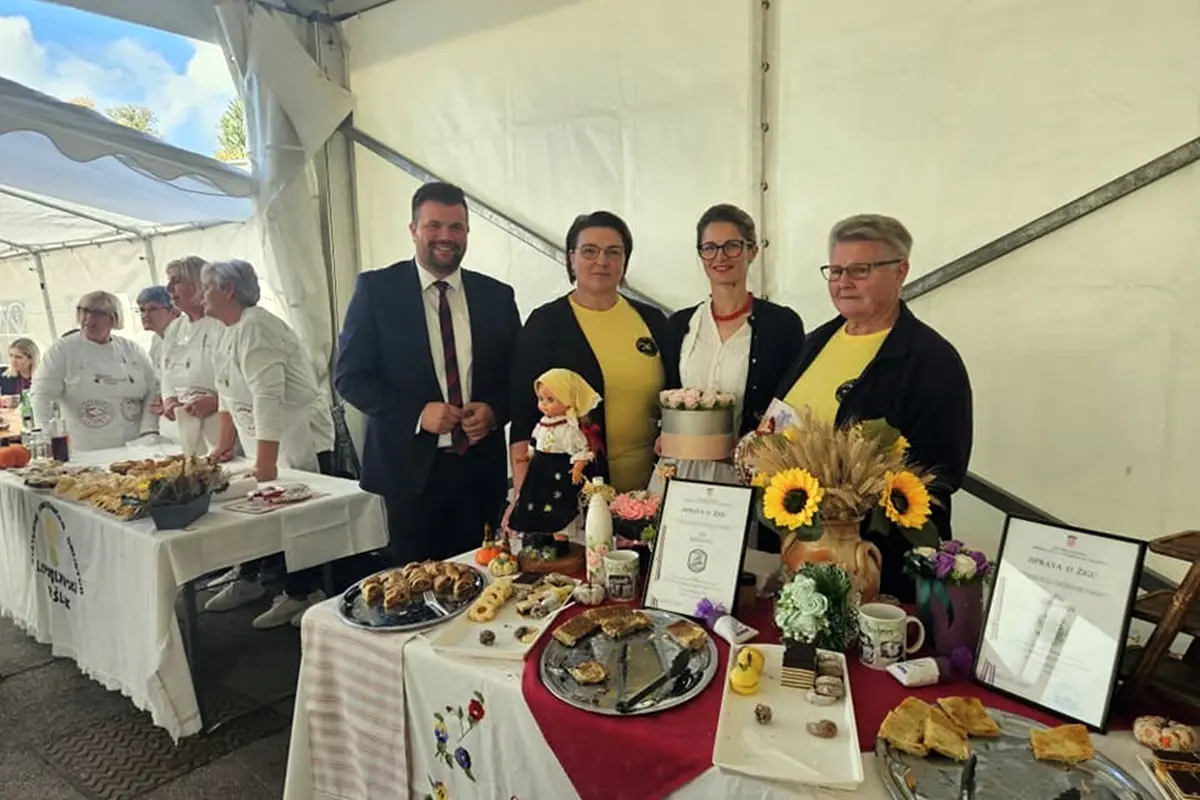 kud klenovnik (12) kud klenovnik (12)