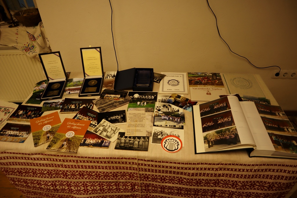 kud toplice-45 godina (6) kud toplice-45 godina (6)