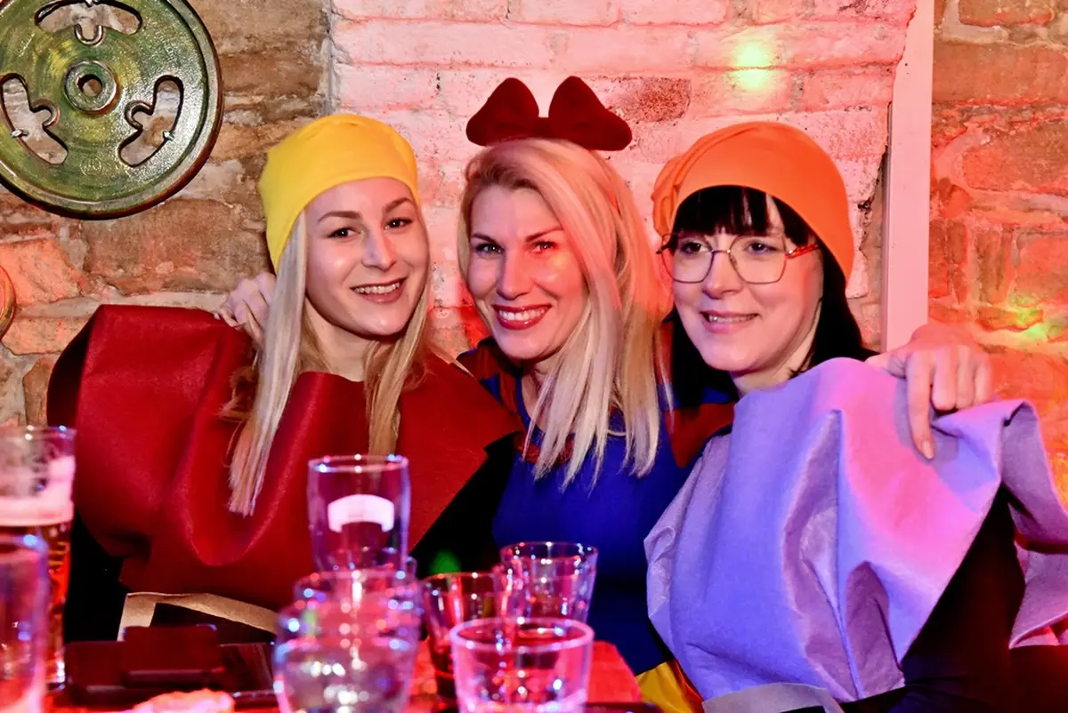 lions maskenbal medina skrinja – vzhr 15