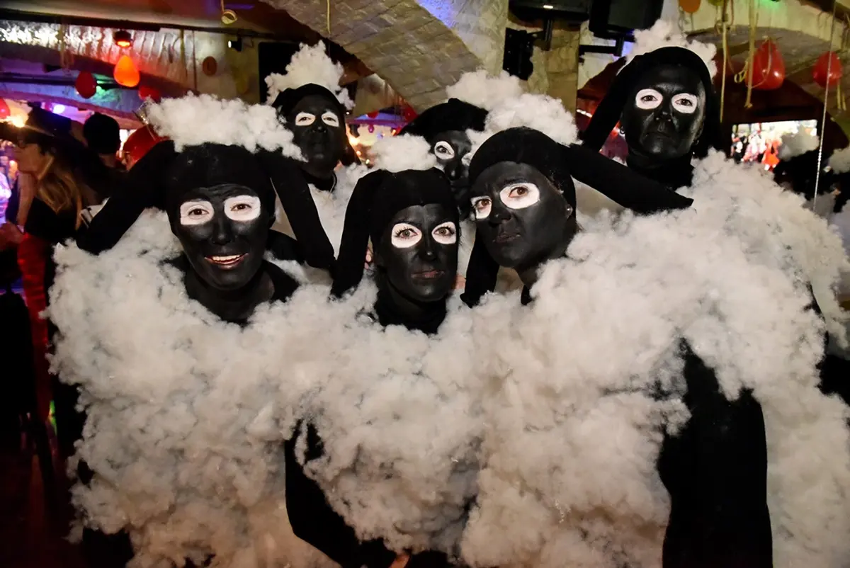 lions maskenbal medina skrinja – vzhr 18