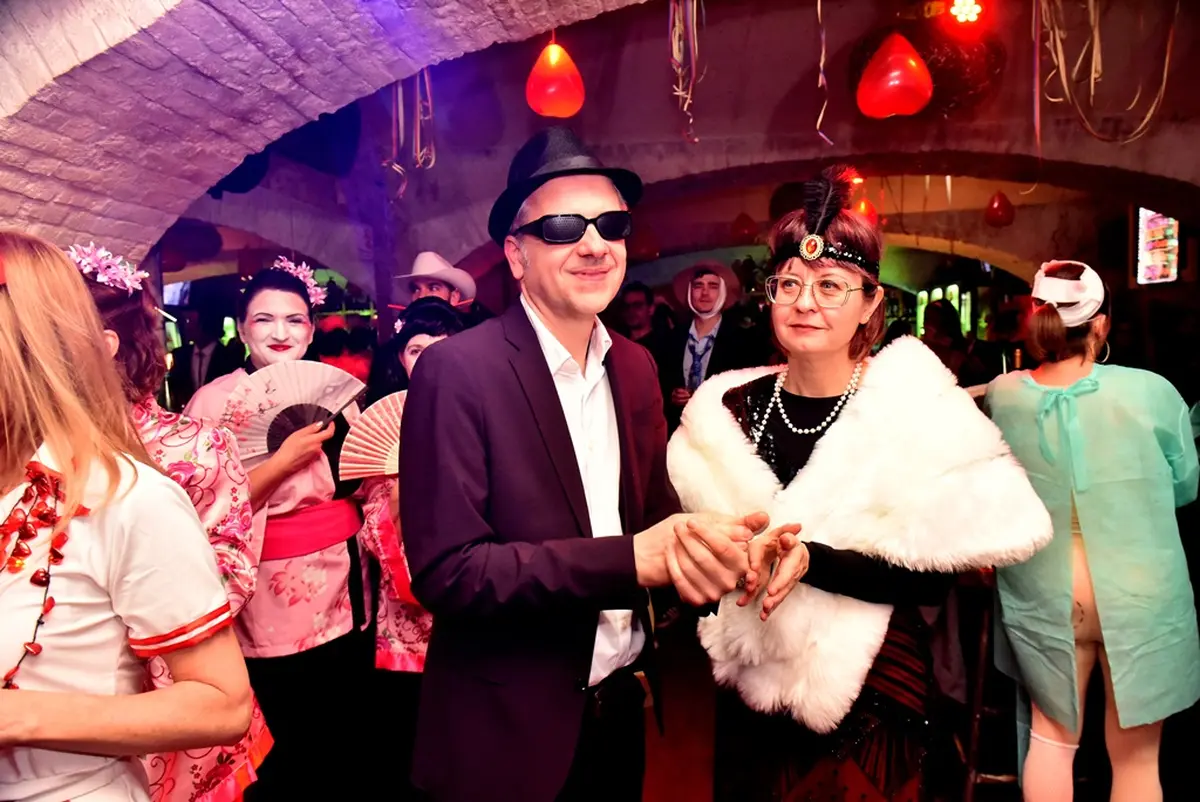 lions maskenbal medina skrinja – vzhr 19