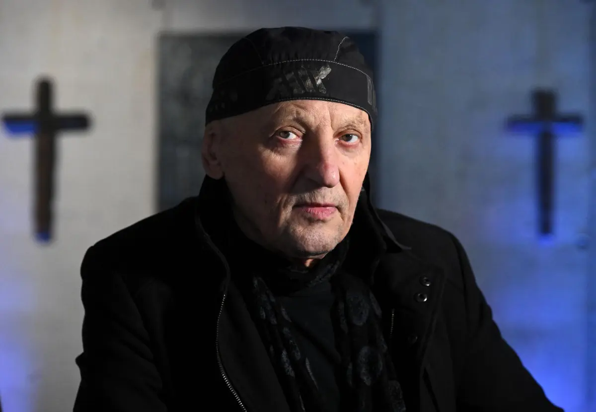 lupino katehon – marko lukunic pxl 01