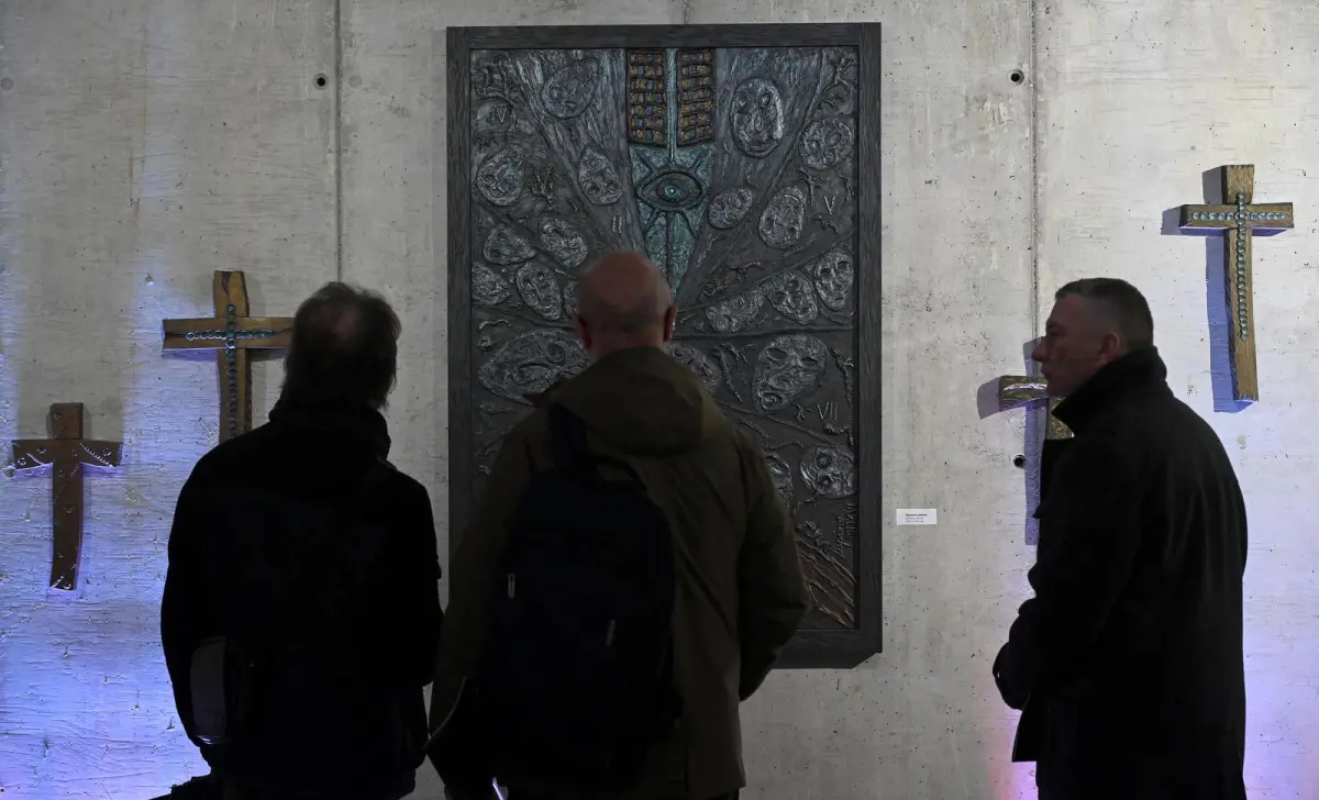 lupino katehon – marko lukunic pxl 05