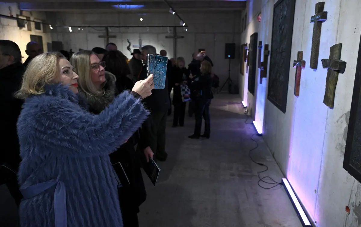 lupino katehon – marko lukunic pxl 08