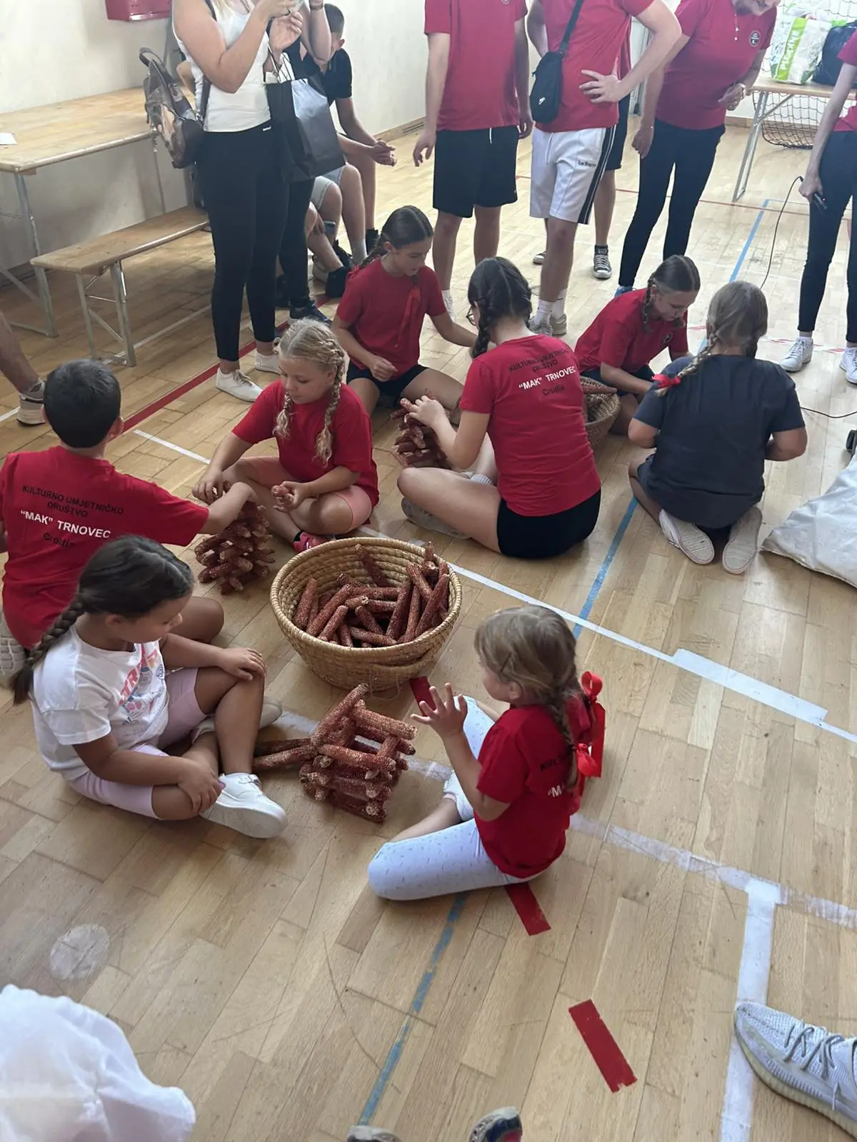 mak trnovec djecje seoske igre 12 mak trnovec djecje seoske igre 12