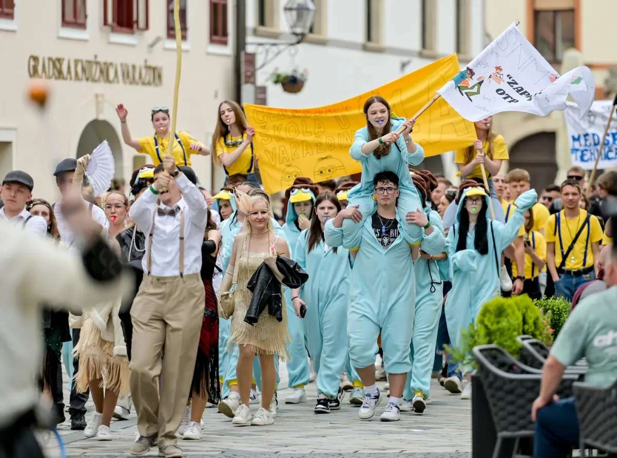 maturantika_mimohod_varazdinska_zupanija_2025 (15) maturantika_mimohod_varazdinska_zupanija_2025 (15)