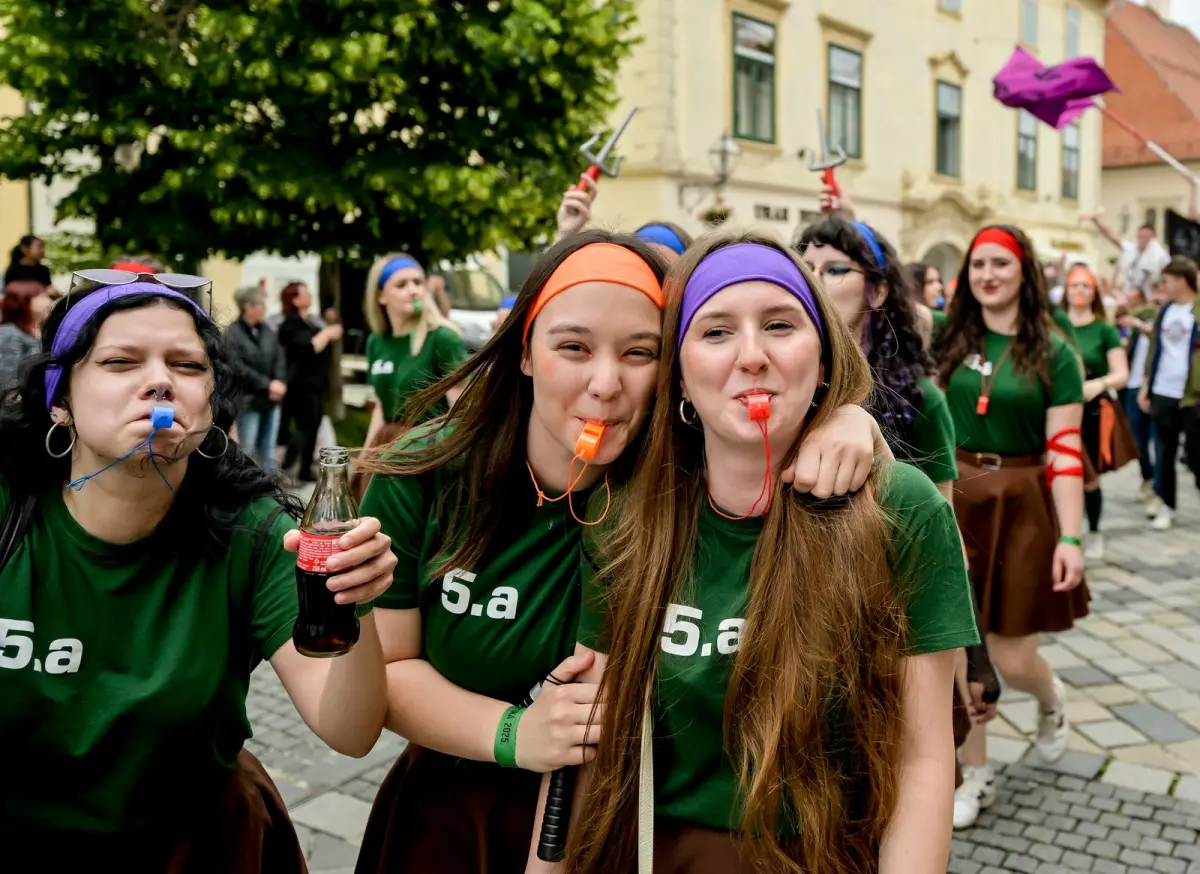 maturantika_mimohod_varazdinska_zupanija_2025 (26) maturantika_mimohod_varazdinska_zupanija_2025 (26)