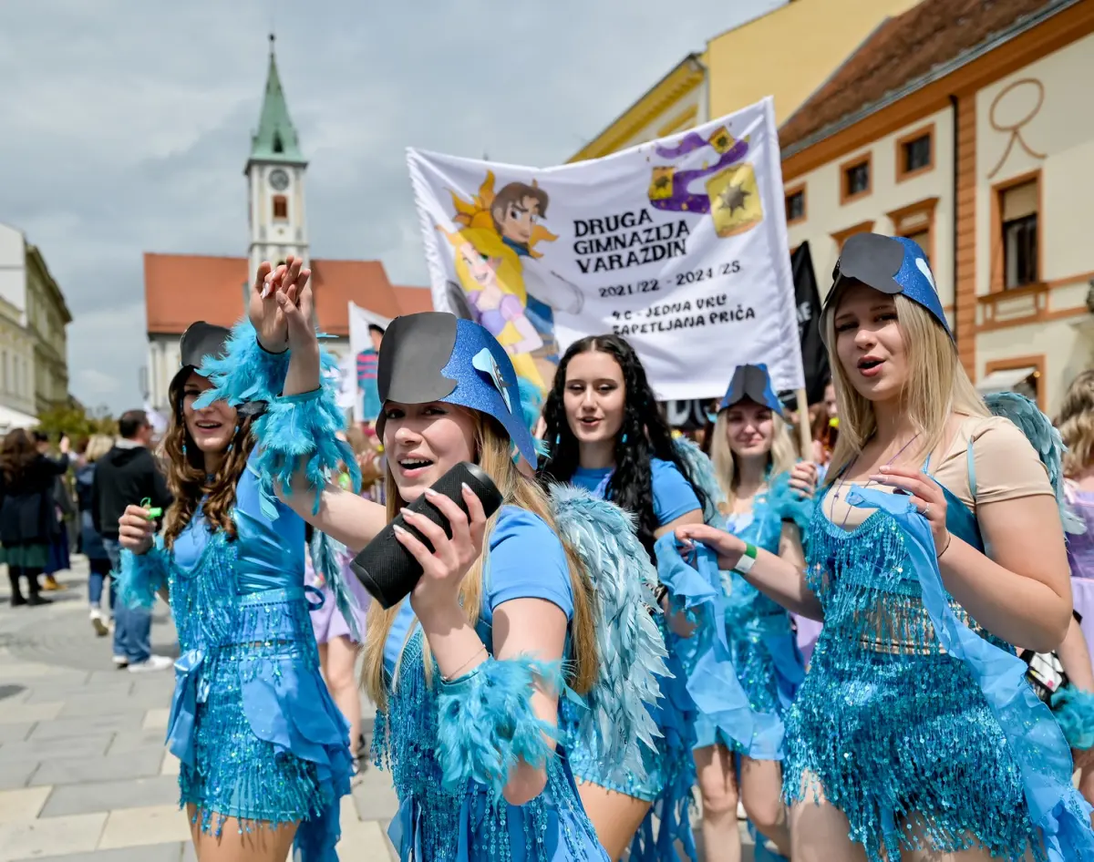 maturantika_mimohod_varazdinska_zupanija_2025 (4) maturantika_mimohod_varazdinska_zupanija_2025 (4)