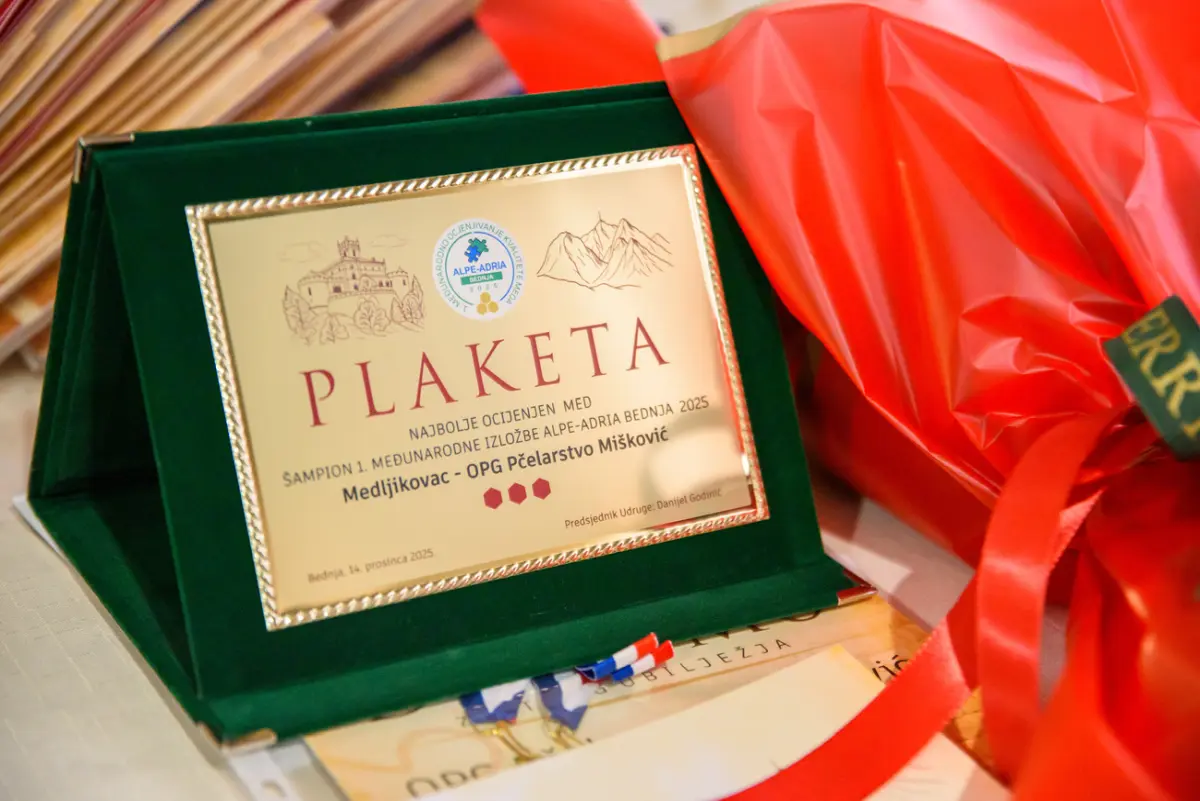 medjunarodno_ocjenjivanje_meda (18) medjunarodno_ocjenjivanje_meda (18)