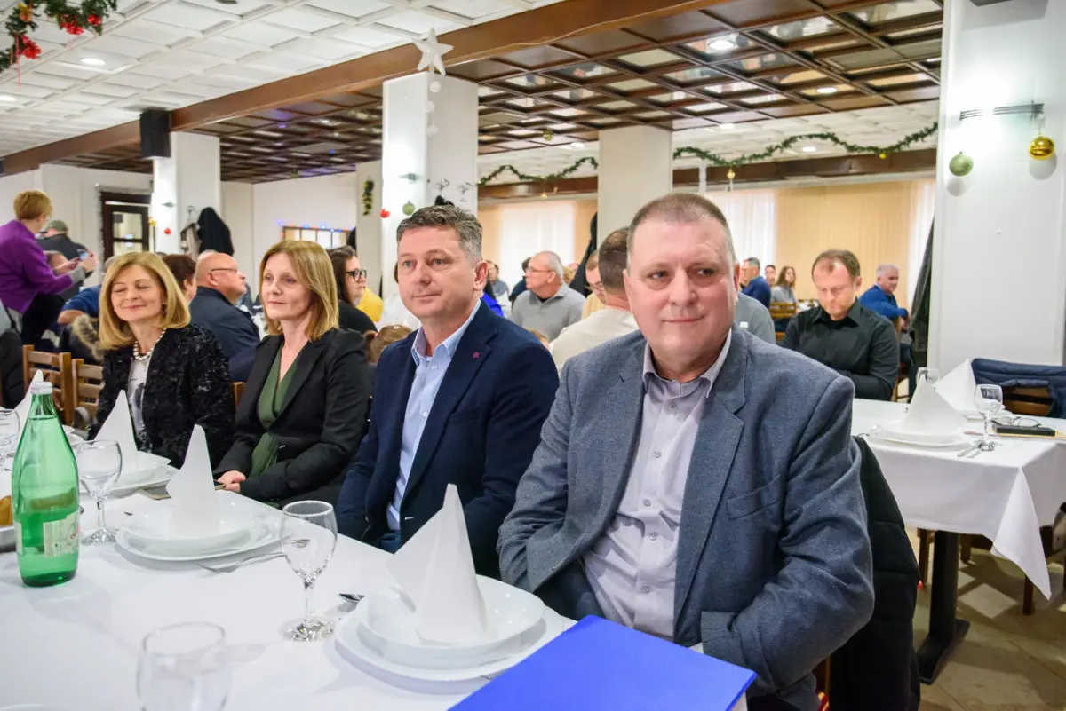 medjunarodno_ocjenjivanje_meda (23) medjunarodno_ocjenjivanje_meda (23)