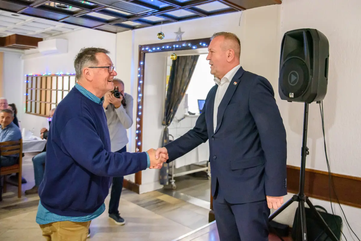 medjunarodno_ocjenjivanje_meda (24) medjunarodno_ocjenjivanje_meda (24)