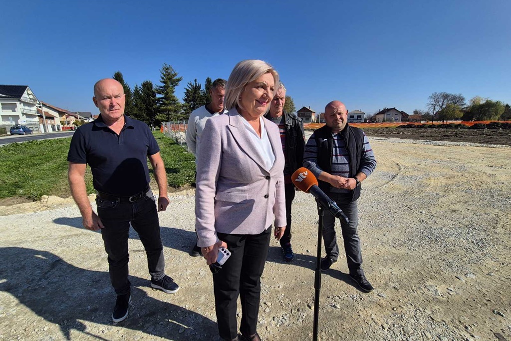 nacelnica verica vitkovic i vijecnici nacelnica verica vitkovic i vijecnici