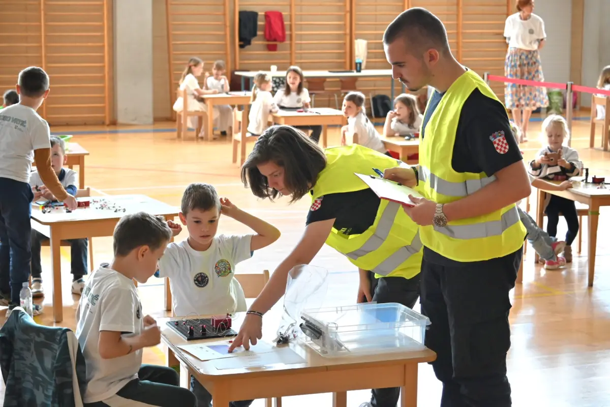 natjecanje_robotika_petrijanec_vrtici_2025 (3) – vz zup
