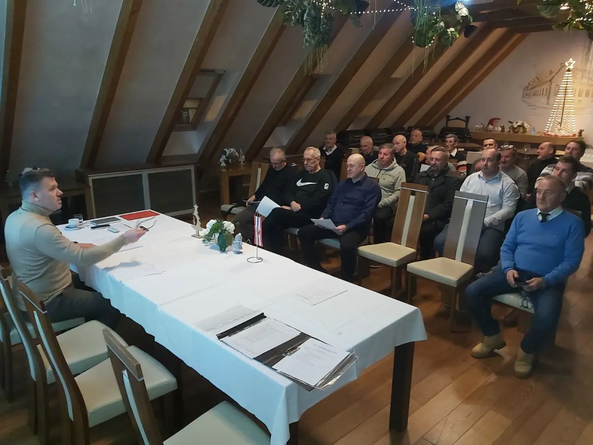 nk sloboda skupstina 12