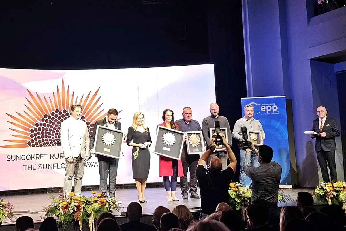 novi marof-nagrada suncokret (3) novi marof-nagrada suncokret (3)