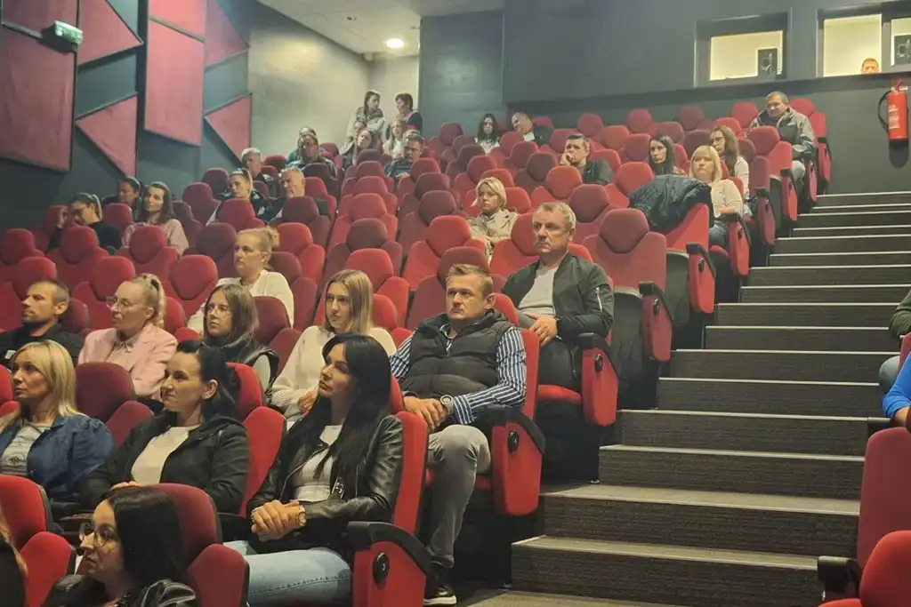 novi marof, podjela laptopa (1) novi marof, podjela laptopa (1)