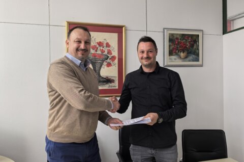 novi marof-potpisivanje ugovora (3)