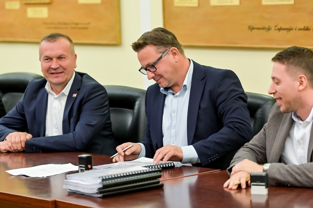 obv potpisivanje ugovora (6)