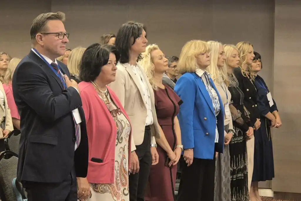 obv simpozij (1) obv simpozij (1)