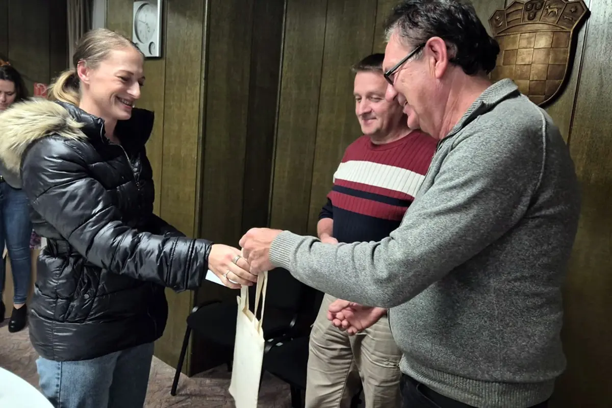 omb stipendije i bebe (14) – mali bukovec